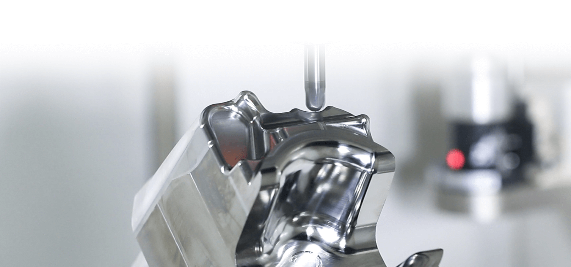 Фрезерование деталей и форм