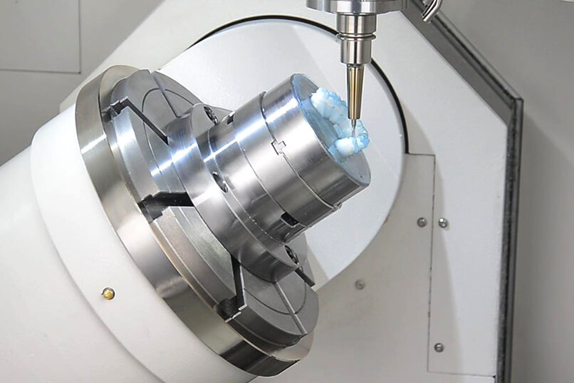 MCBG100 5-ти осевой вертикальный фрезерный обрабатывающий центр